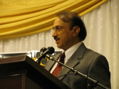 a_Shaam_Kii_Aahat_-_Ashfaq_Hussain